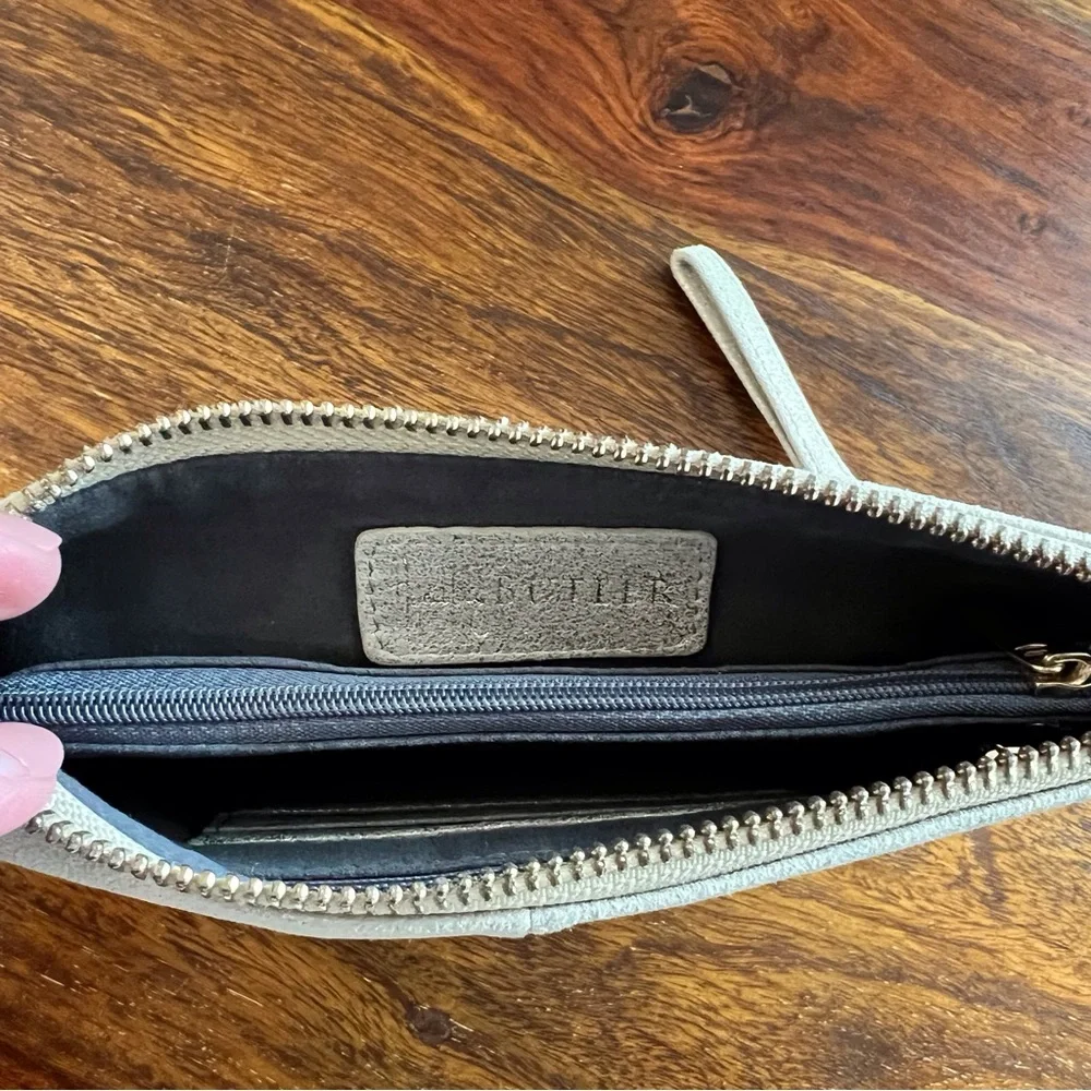 HButler Gold Suede Mighty Purse Wristlet (w/ built-in phone charging battery) - Picture 5 of 11